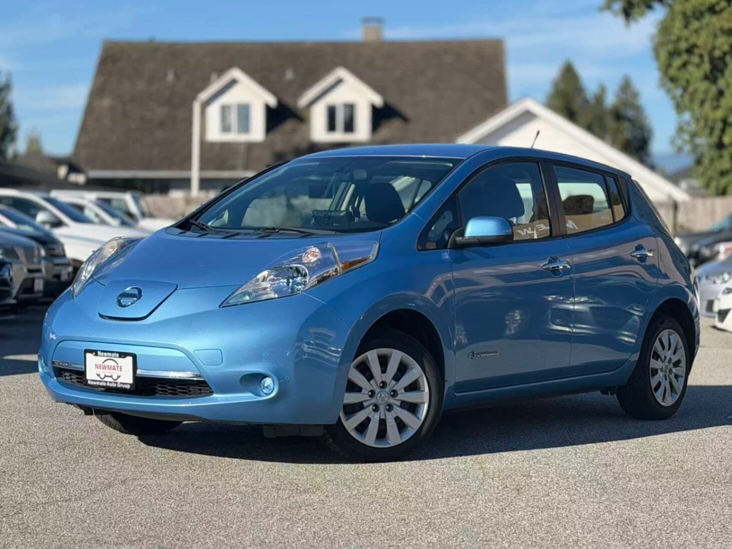 2014 Nissan Leaf S. LOW KILOMETRES. BATTERY HEALTH 10/12 BARS LEFT.