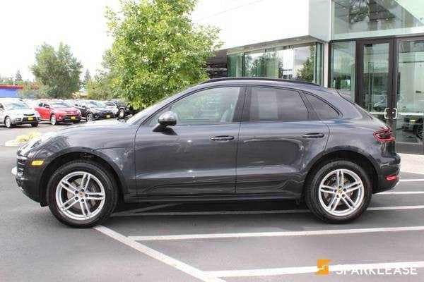 2018 Porsche  Macan  AWD 