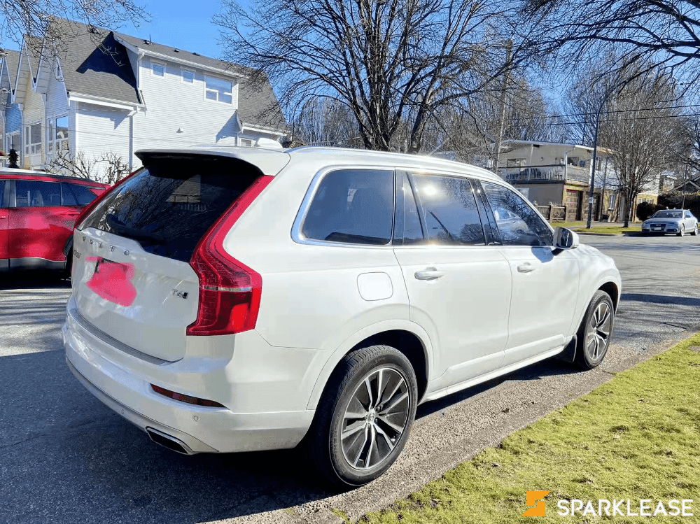 2020 Volvo XC90 Momentum