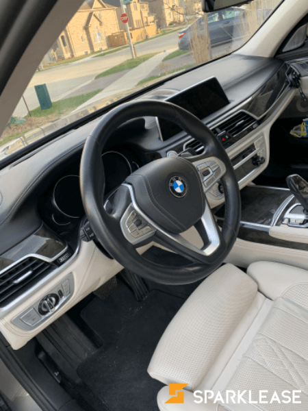 2016 BMW 750Li 长轴顶配