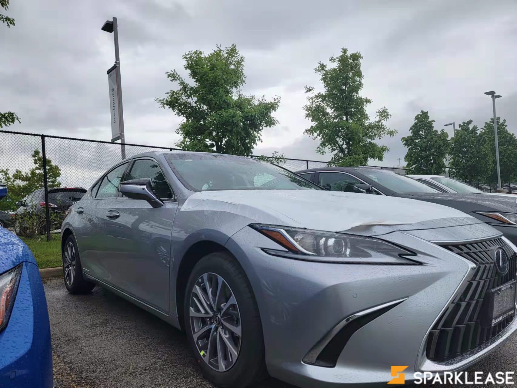 2022 Lexus  ES 300h 油电混合 Premium