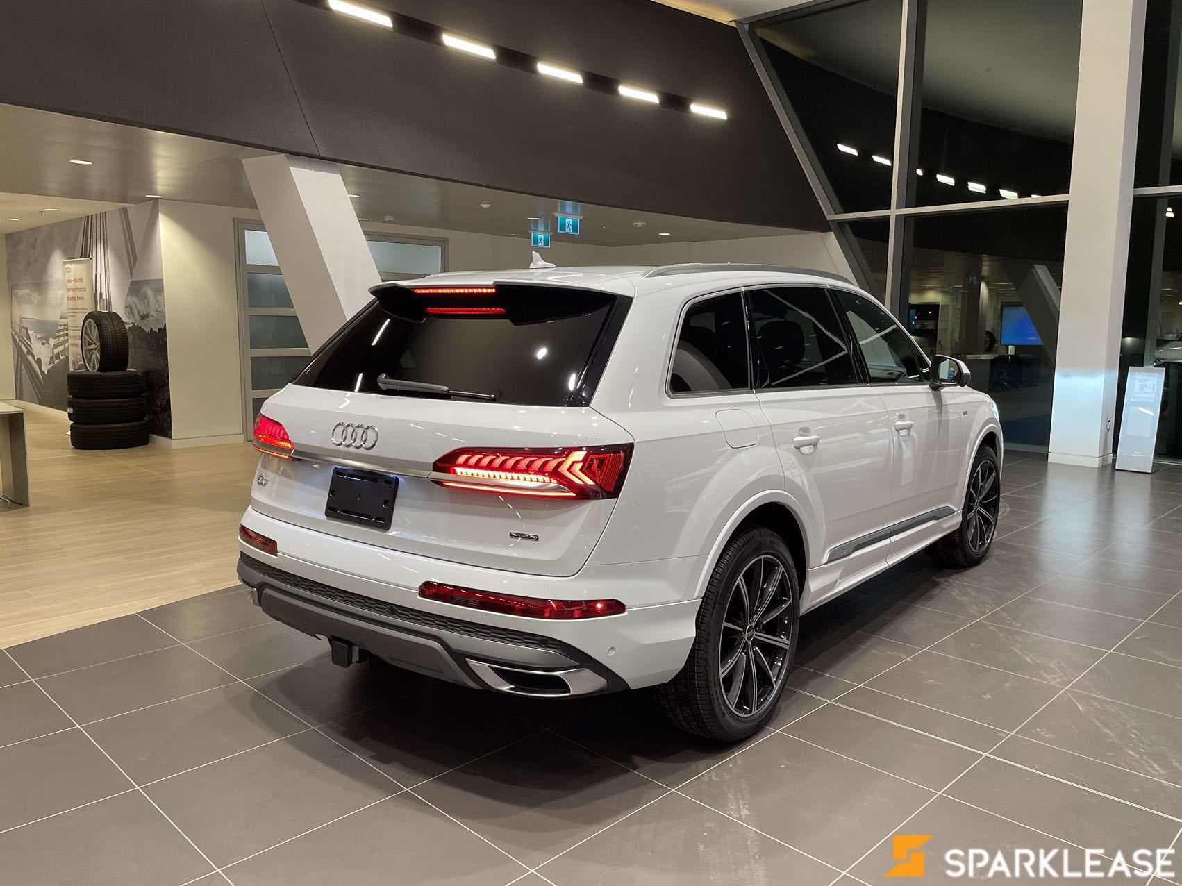 2023 Audi  Q7  Komfort 55 TFSI quattro 
