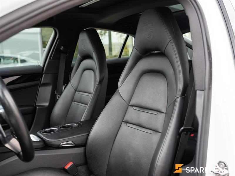 2018 Porsche  Panamera  4 AWD 