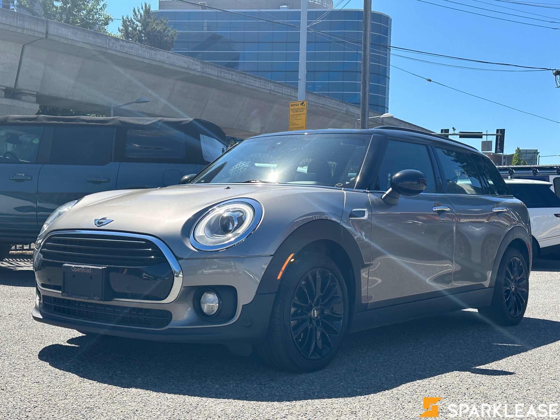 2016 MINI Cooper Clubman 4dr HB