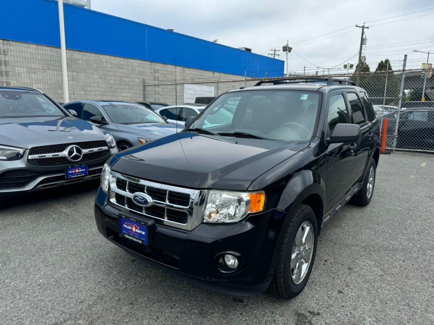 2009 Ford Escape FWD 4dr V6 Auto XLT/Free Accident/Local Car