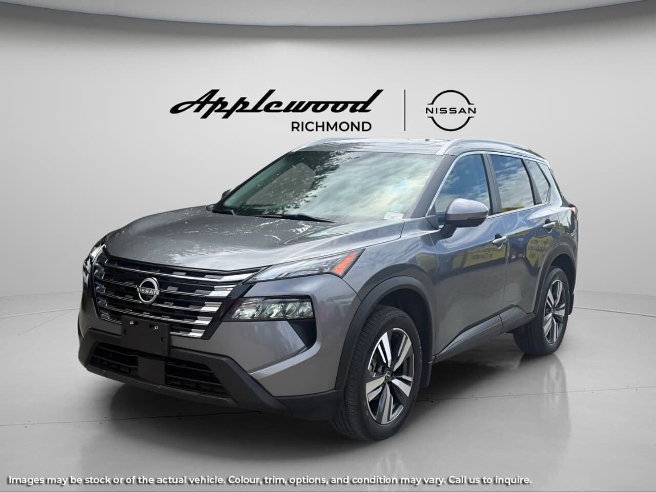 2024 Nissan Rogue SV Moonroof