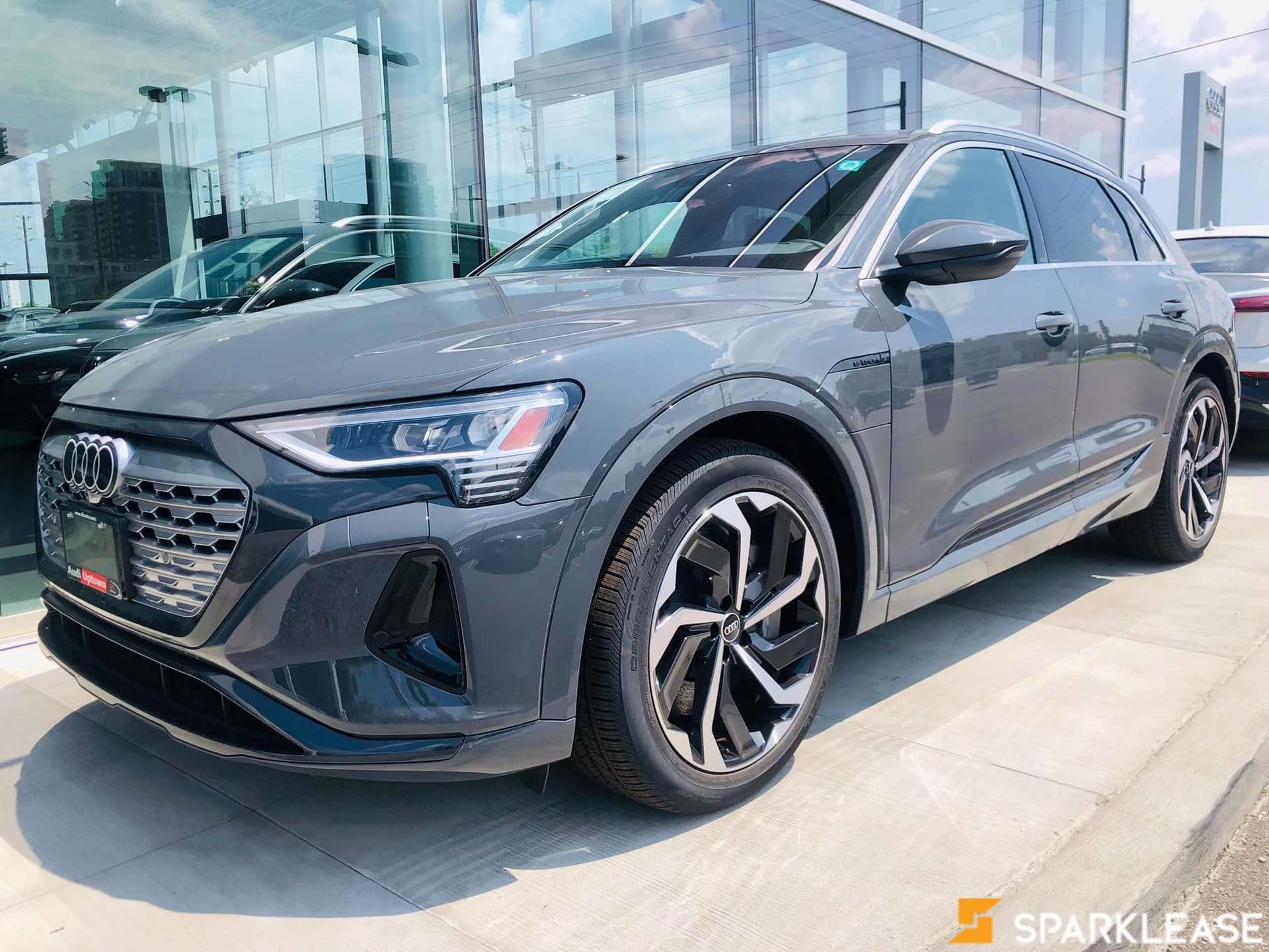 2024 Audi Q8 e-tron 现车