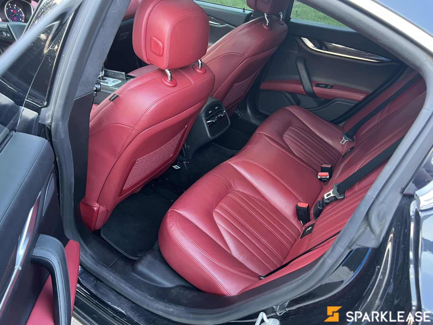 2014 Maserati Ghibli 