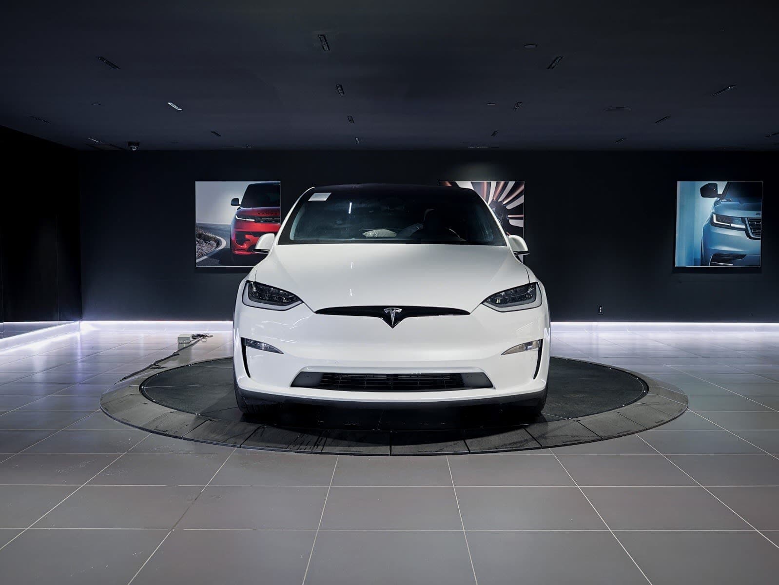 2022 Tesla Model X Plaid