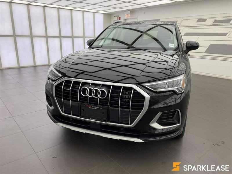 2022 Audi  Q3  Komfort 45 TFSI quattro 