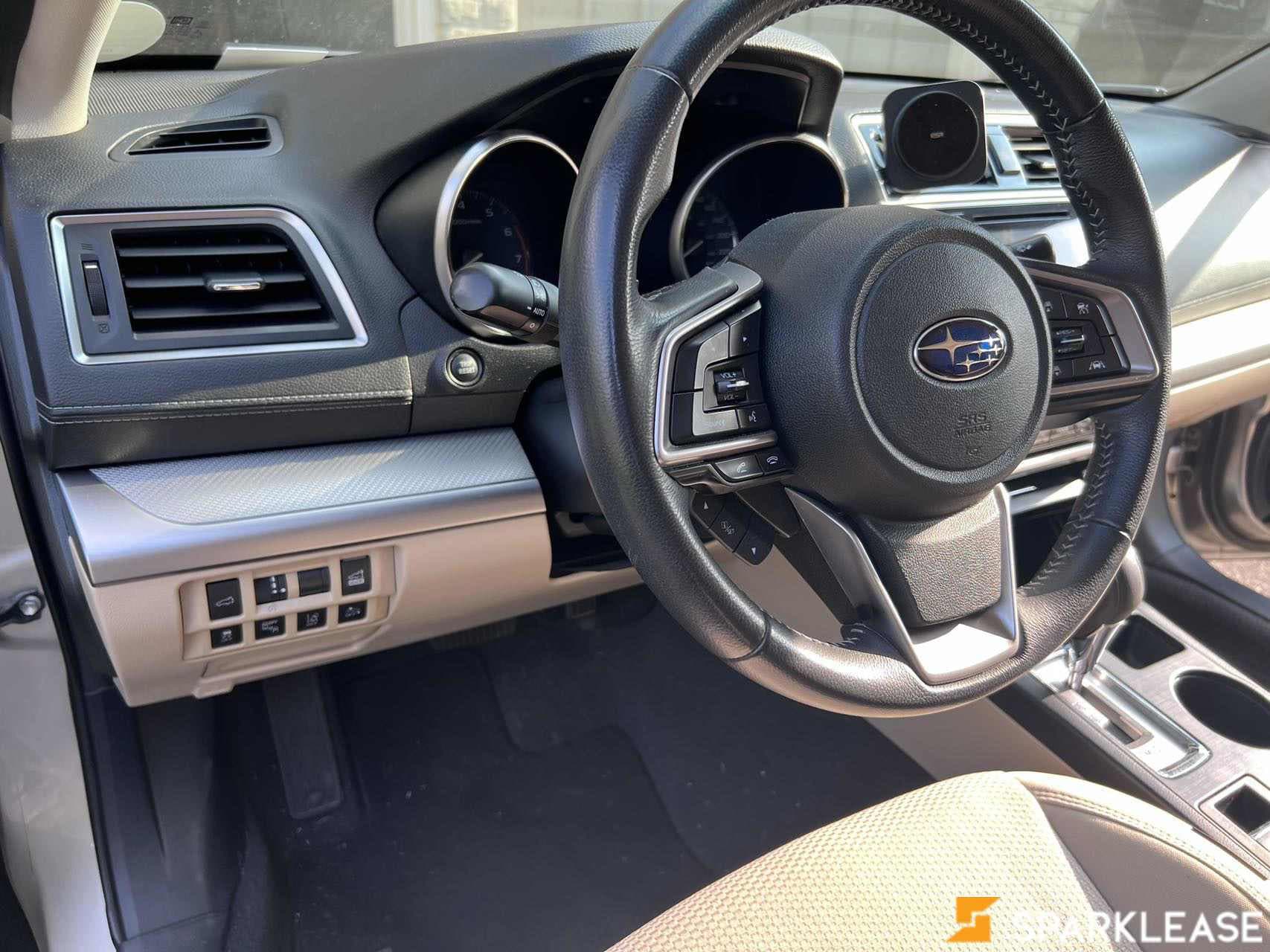 2019 Subaru Outback 2.5i Touring w/EyeSight Pkg
