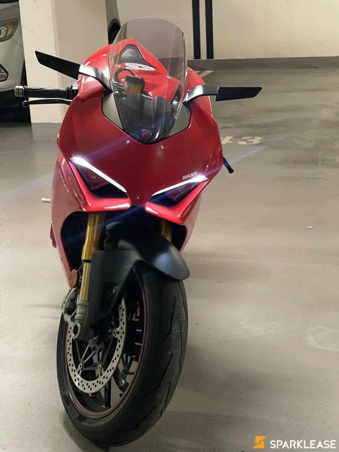 2019 Ducati Panigale v4s