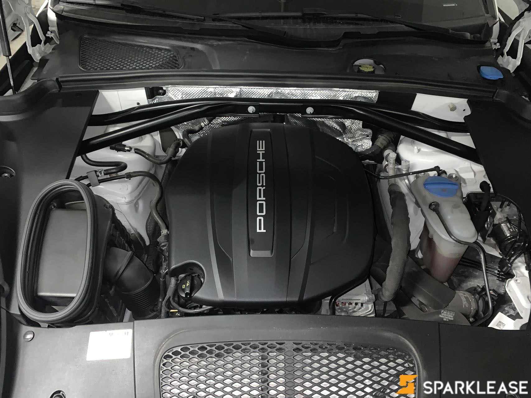 2017 Porsche Macan AWD 4dr