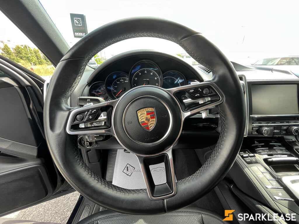2016 Porsche Cayenne AWD 4dr