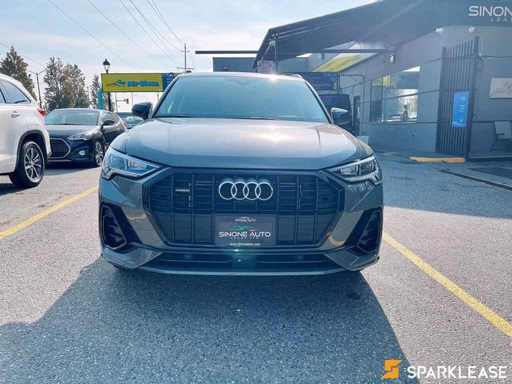 2021 Audi  Q3  Technik 45 TFSI quattro 