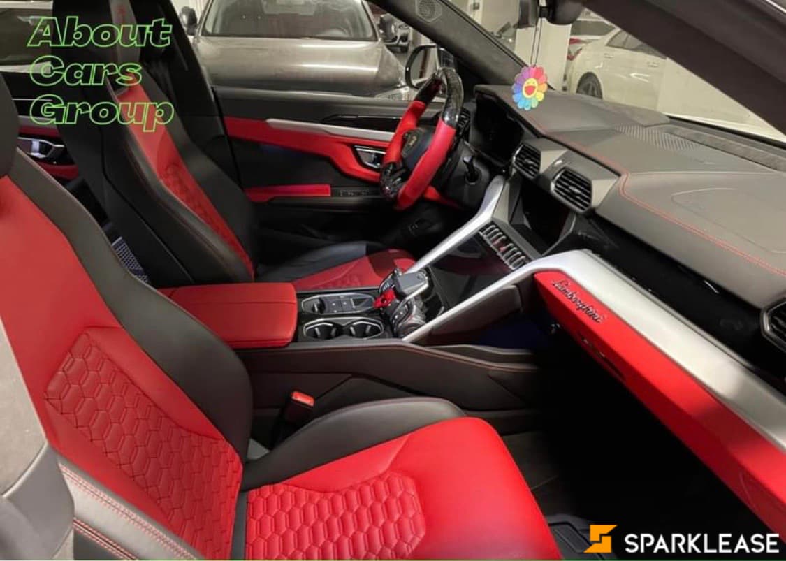 2019 Lamborghini Urus 