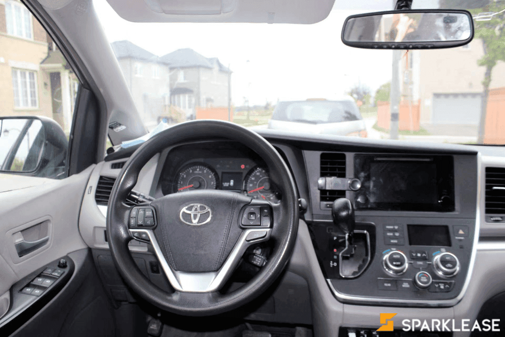 2015 Toyota Sienna le