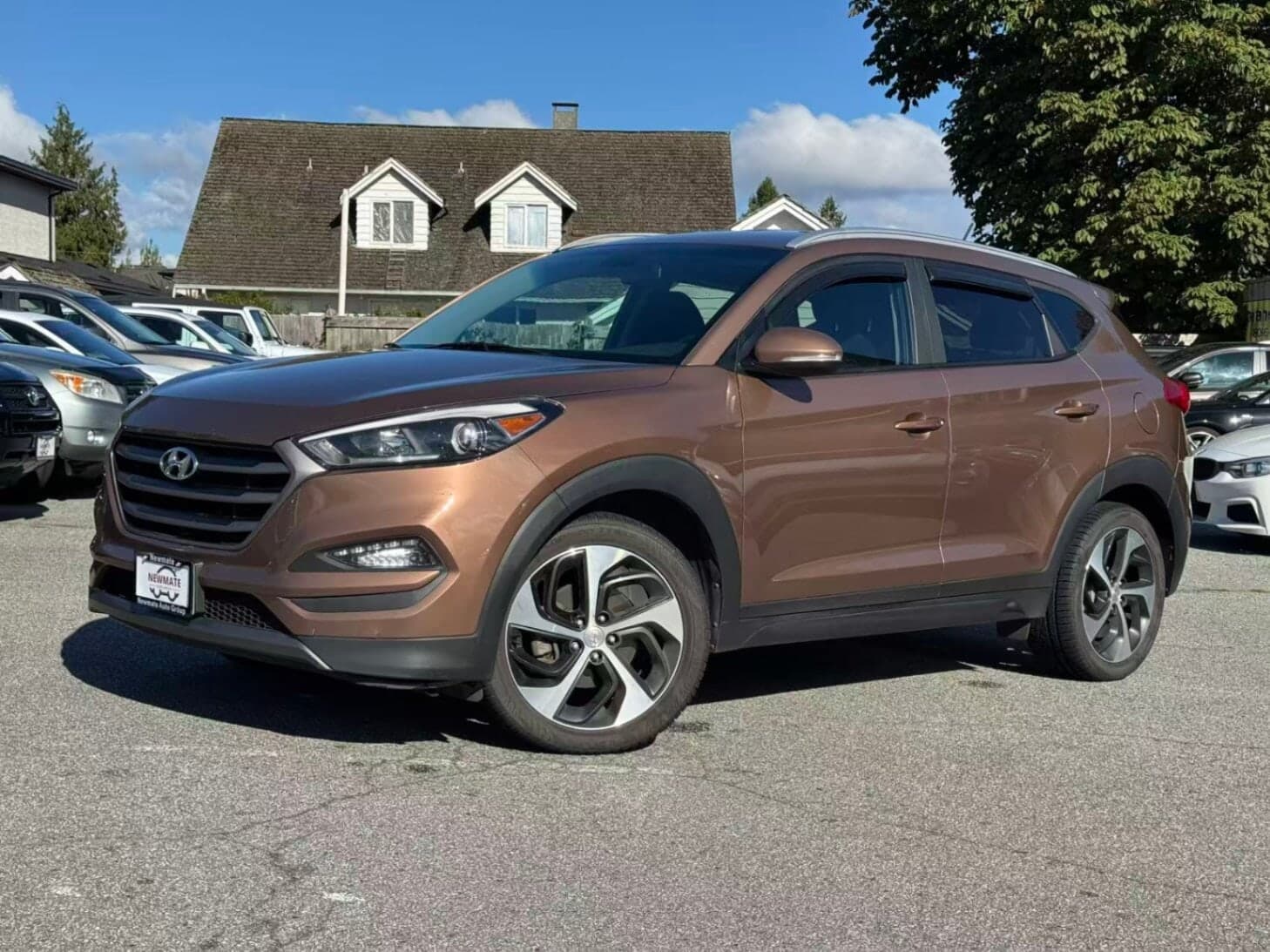 2016 Hyundai Tucson 1.6T Premium. LOCAL BC VEHICLE. 28 SERVICE RECORDS.