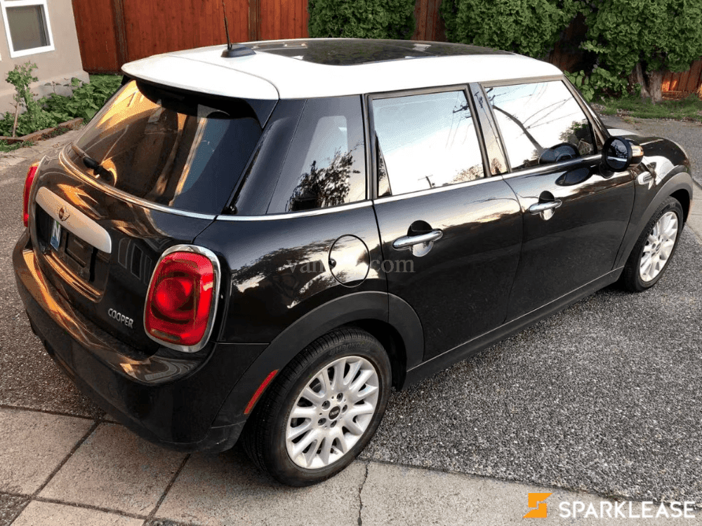 2015 MINI Cooper Hardtop 5 Door 
