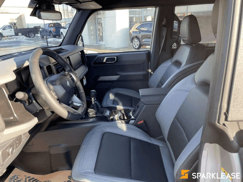 2022 Ford Bronco 4-Door Base