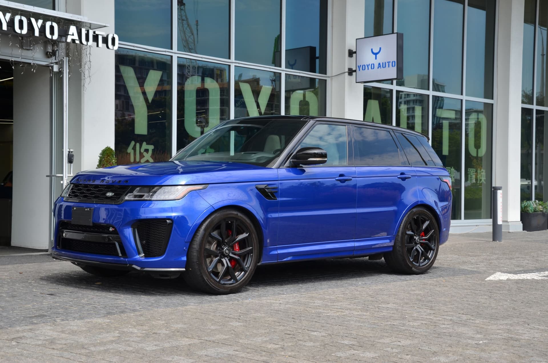 2018 Land Rover Range Rover Sport V8 Supercharged SVR