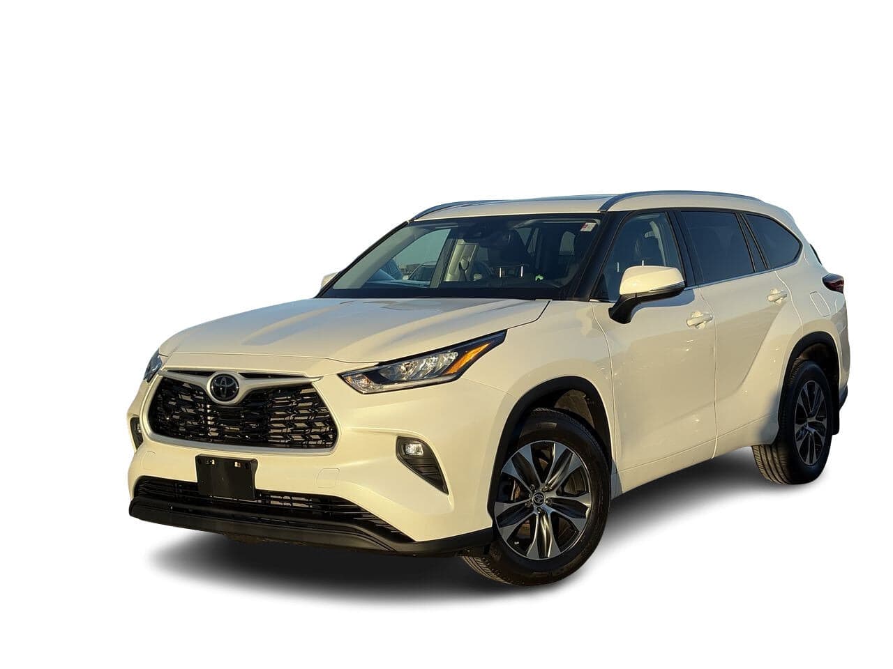 2021 Toyota Highlander XLE AWD I Heated Front Seats I 8-Passenger Seating