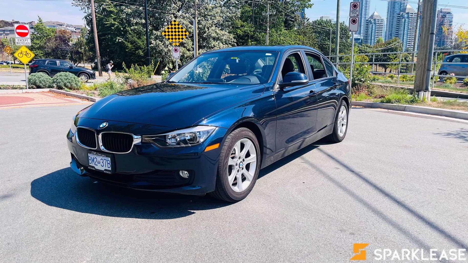 2012 BMW 3 Series 4dr Sdn 320i RWD