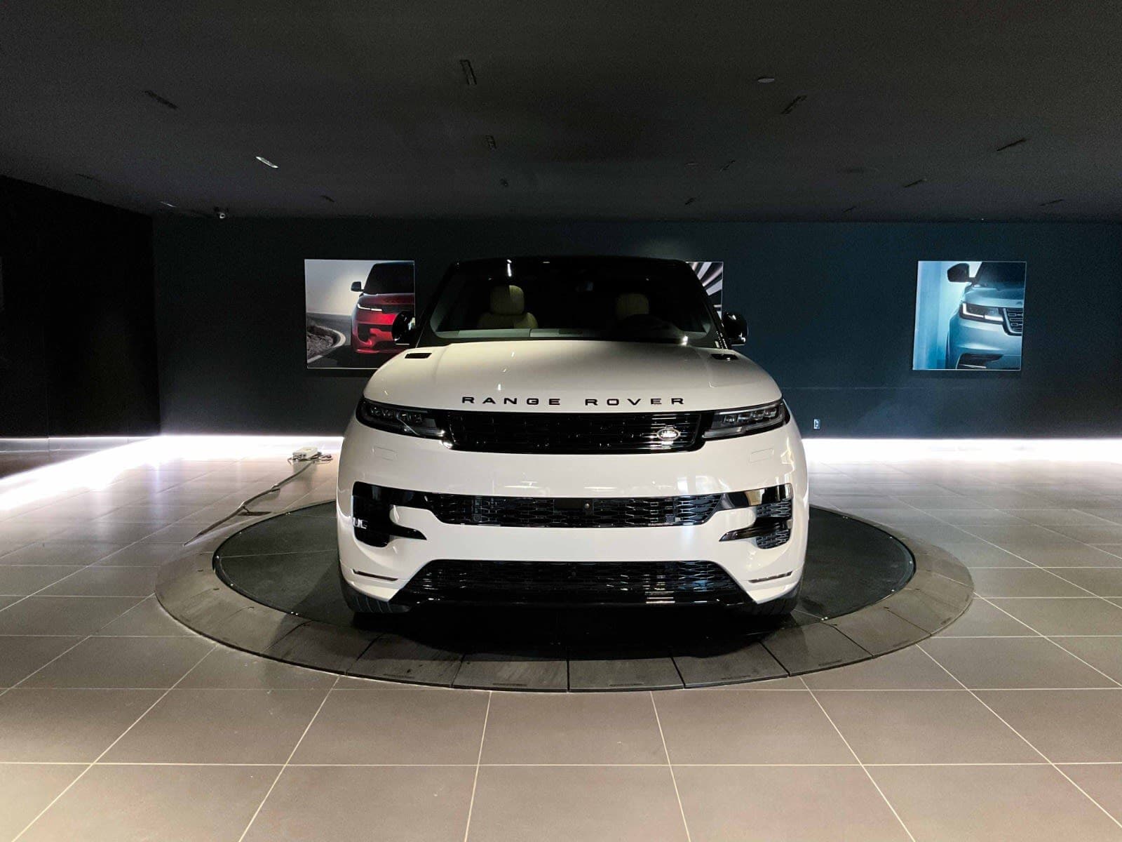 2026 Land Rover Range Rover Sport Dynamic SE