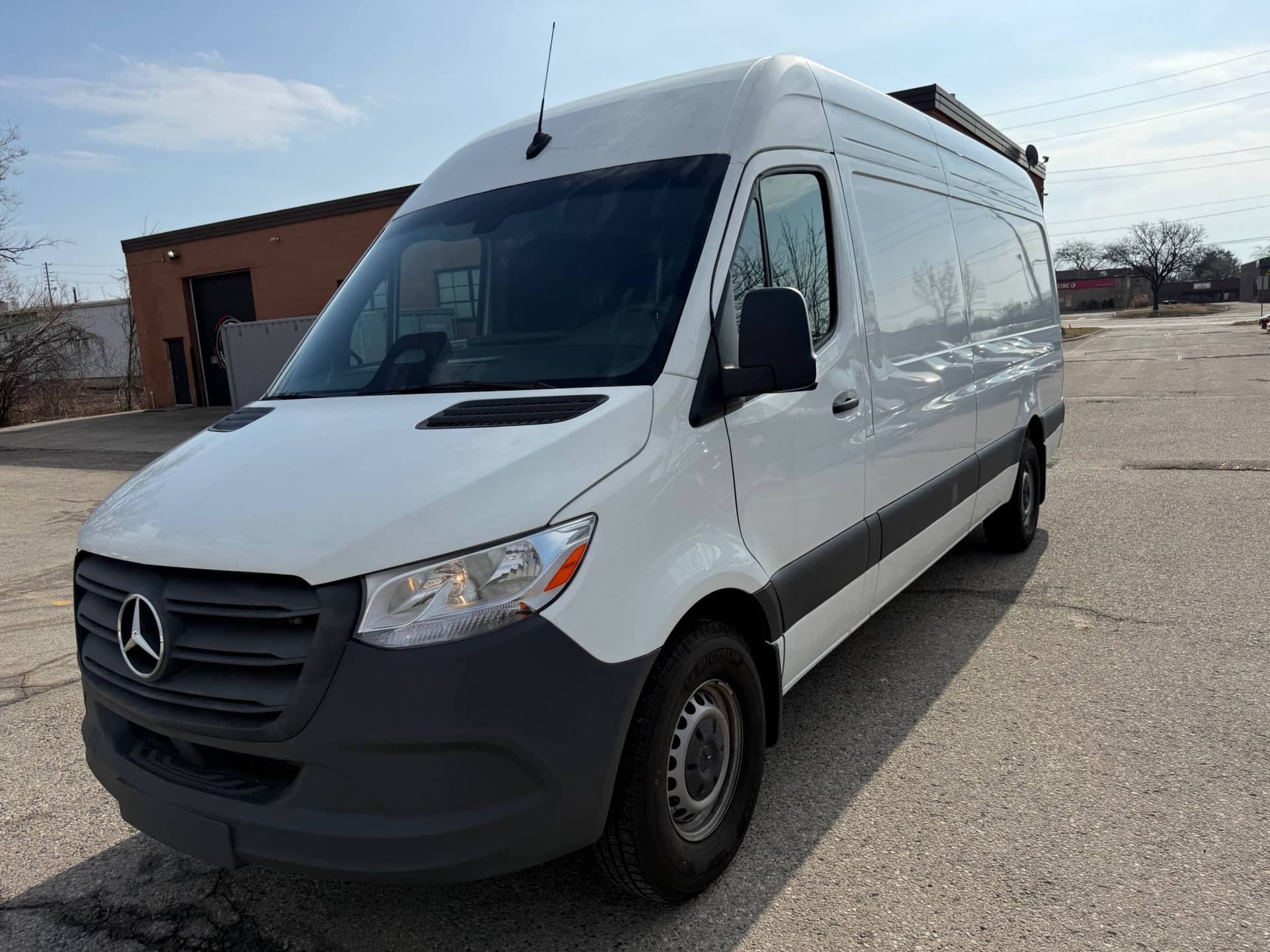 2025 Mercedes-Benz Sprinter 2500 High Roof I4 Diesel 170"