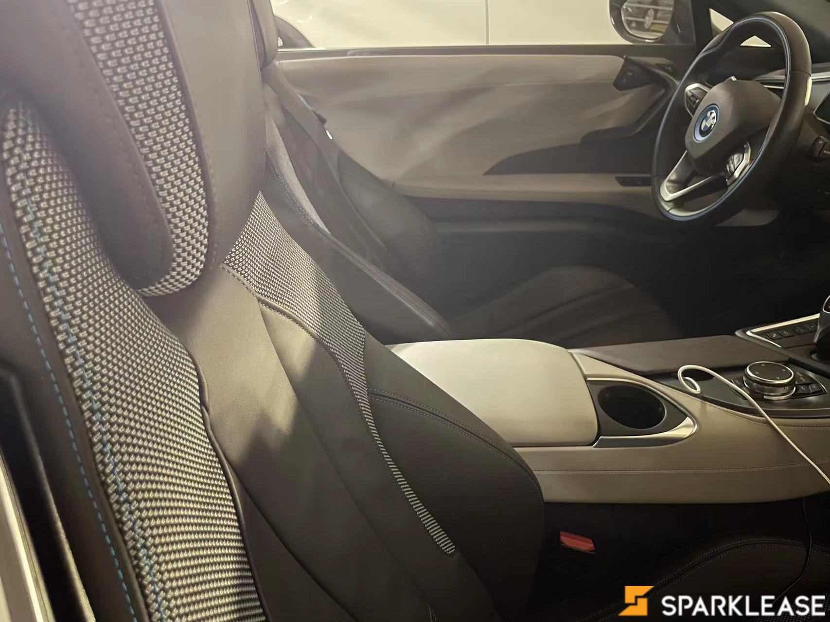 2016 BMW i8 2dr Cpe