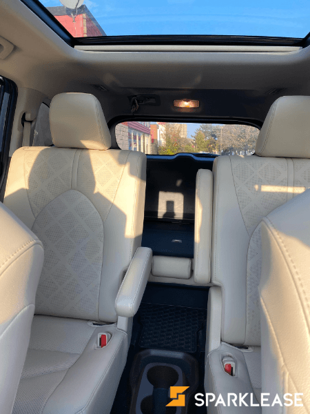 2020 Toyota Highlander limited with platinum 