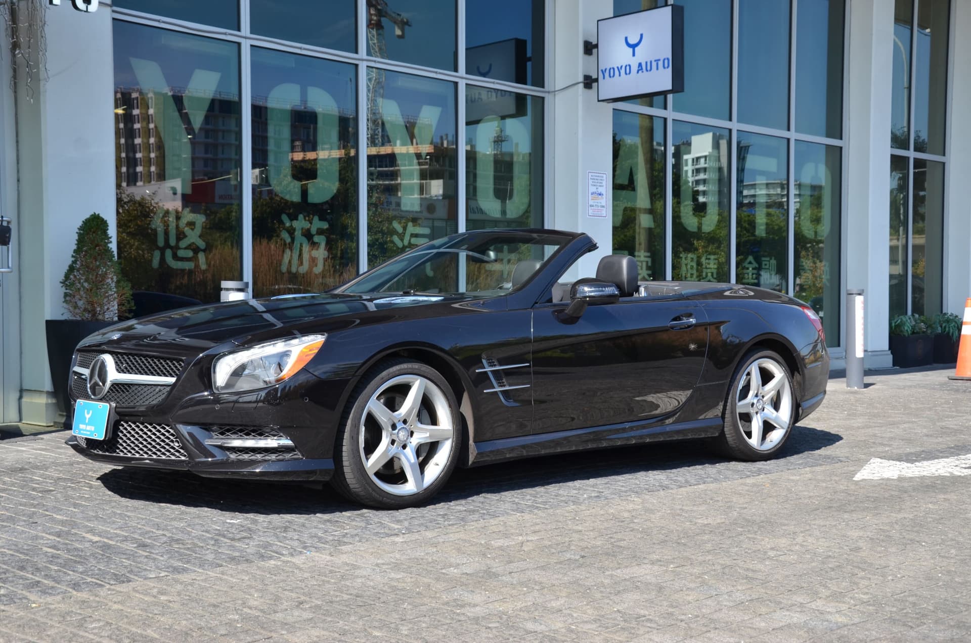 2013 Mercedes-Benz SL-Class 2dr Roadster SL 550