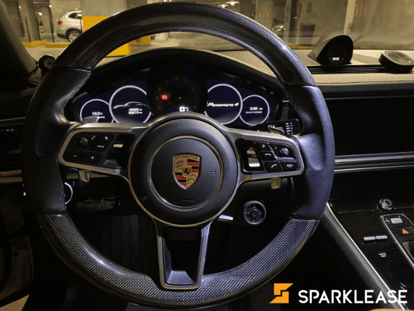 2018 Porsche Panamera 4