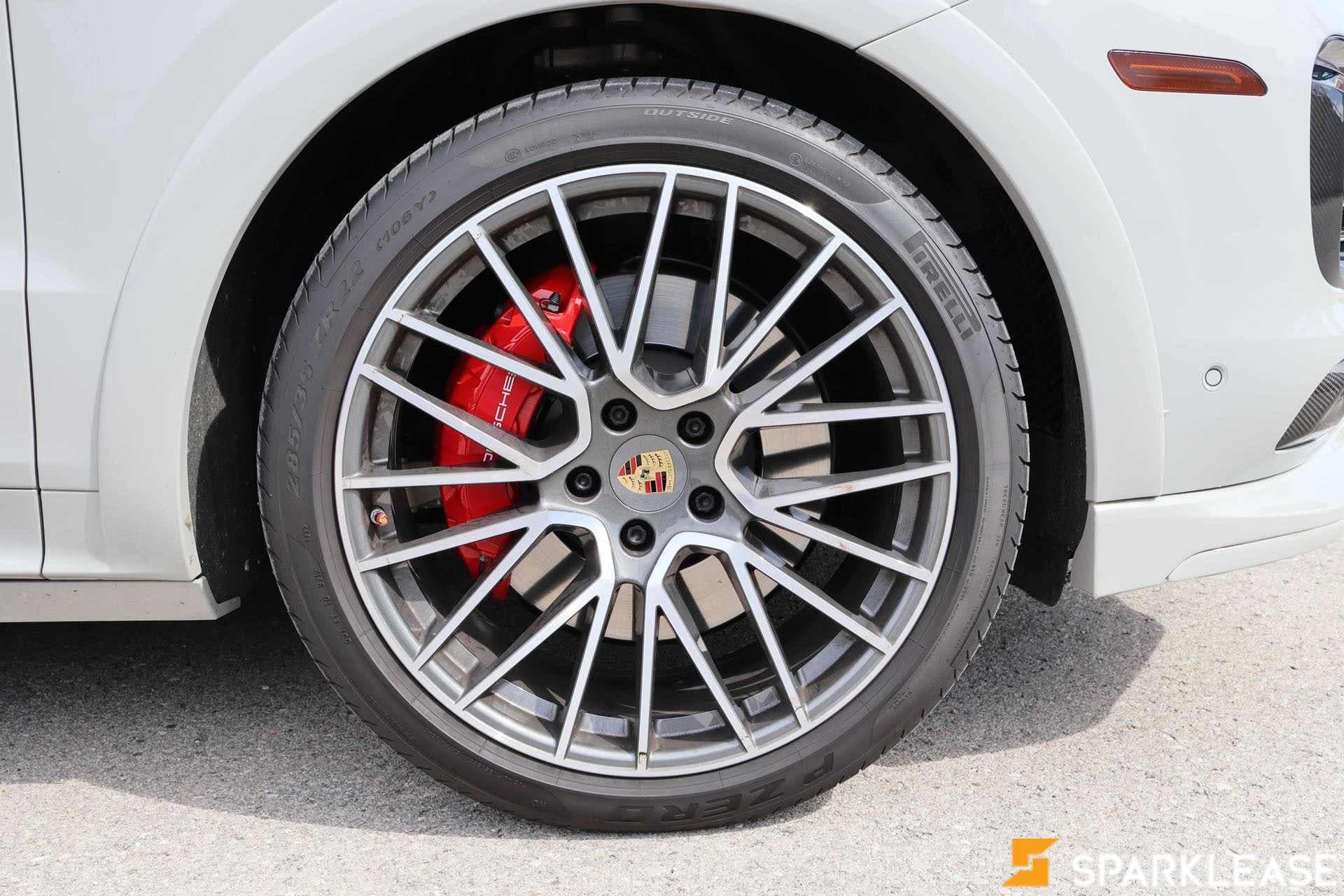 2022 Porsche Cayenne GTS Coupe AWD