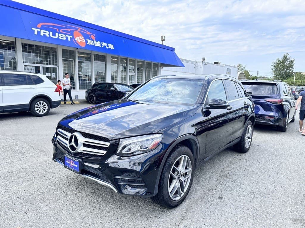 2019 Mercedes-Benz GLC-class GLC 300 4MATIC SUV - AMG - 360 Camera