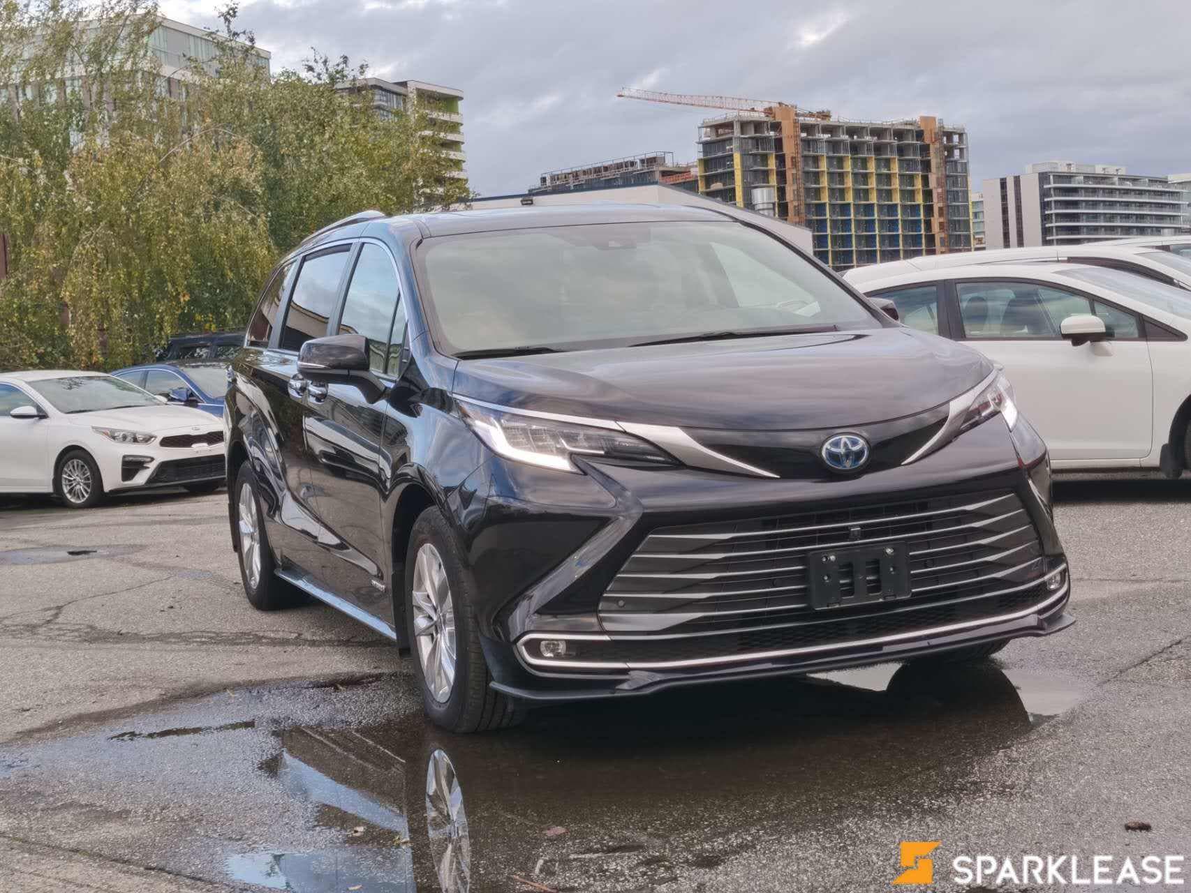 2021 Toyota Sienna LE 8-Passenger AWD