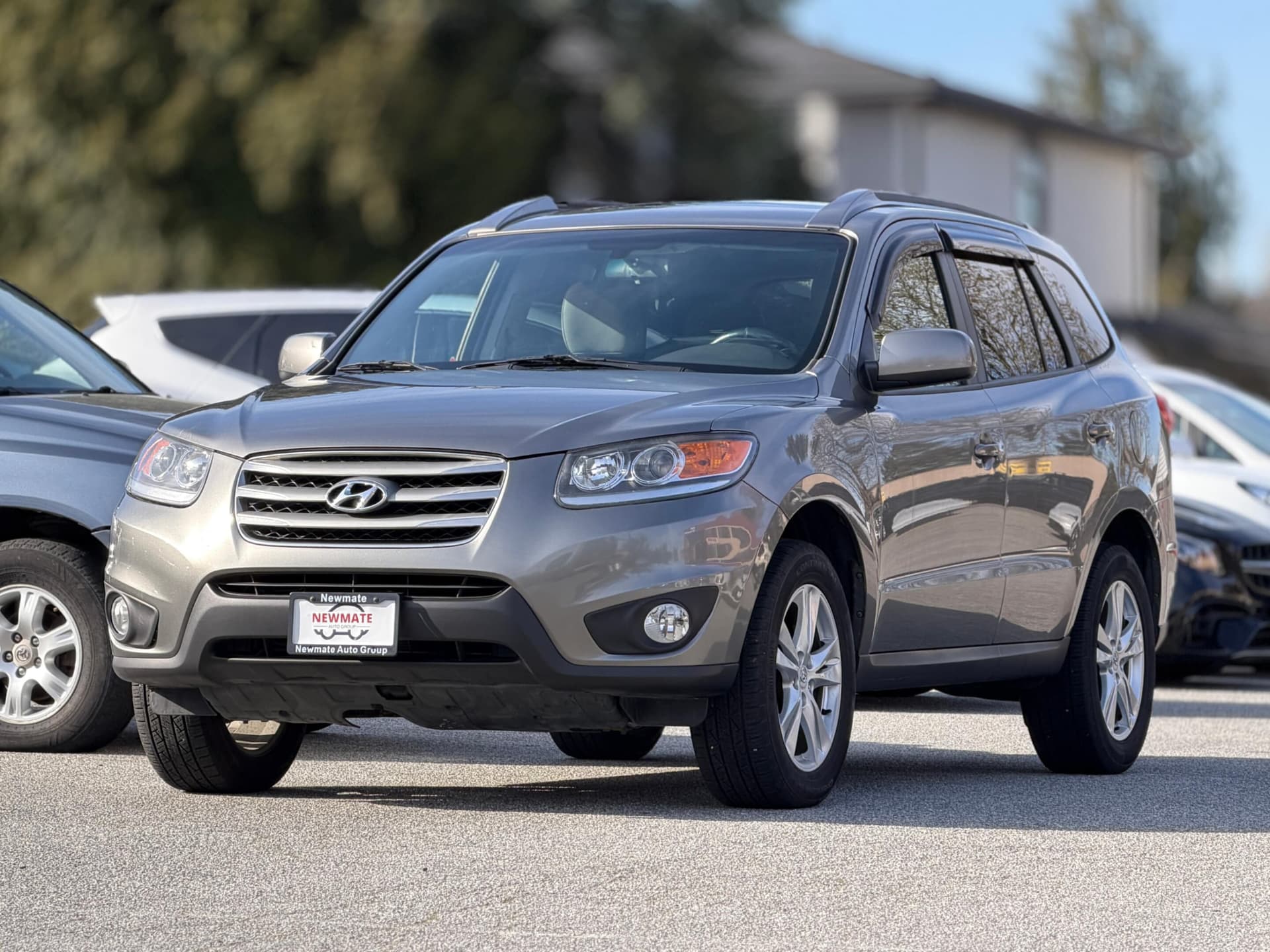 2012 Hyundai Santa Fe GL Premium. LOCAL BC VEHICLE. SERVICE DONE.