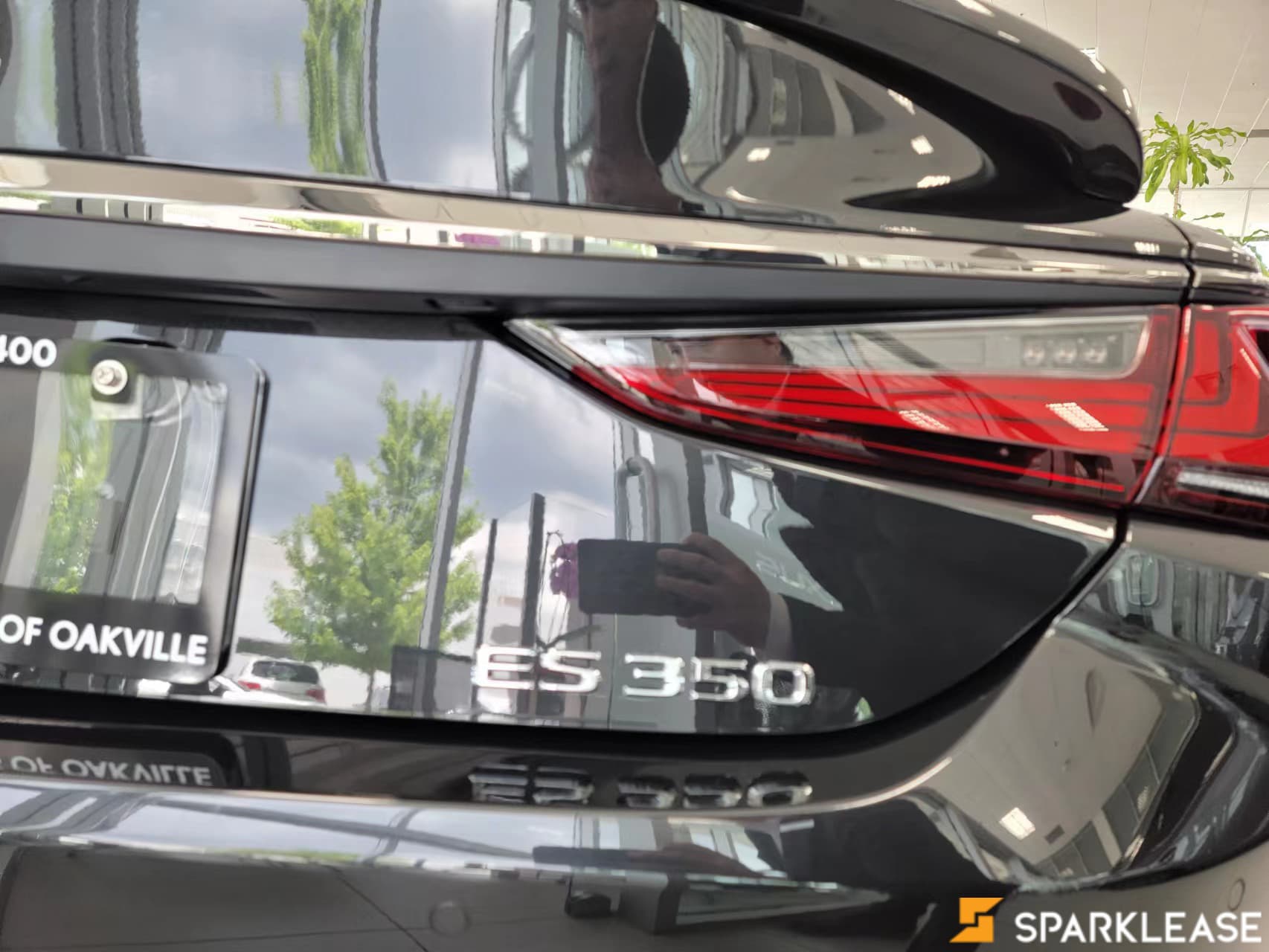 2022 Lexus  ES 350 F-Sport Series 2