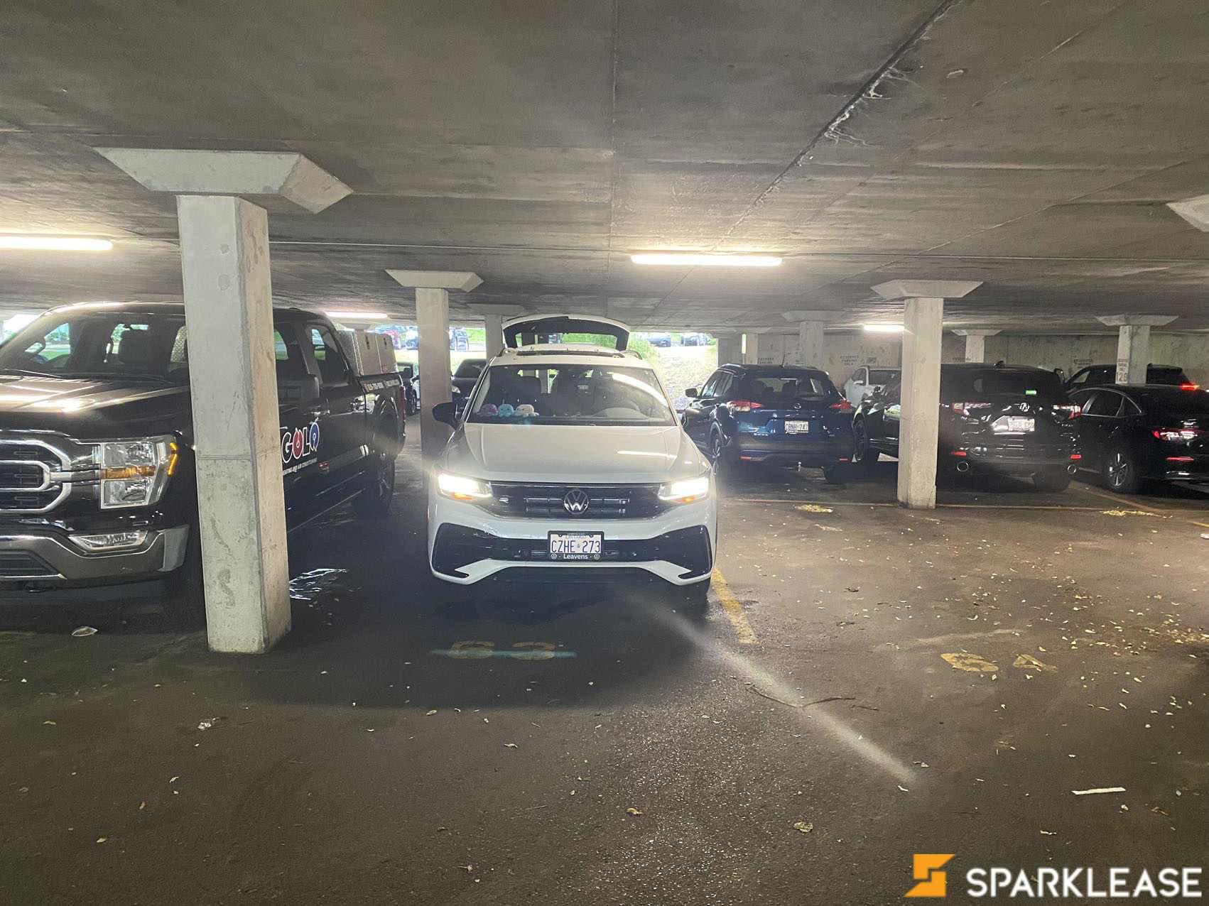 2023 Volkswagen Tiguan Comfortline R-Lin...