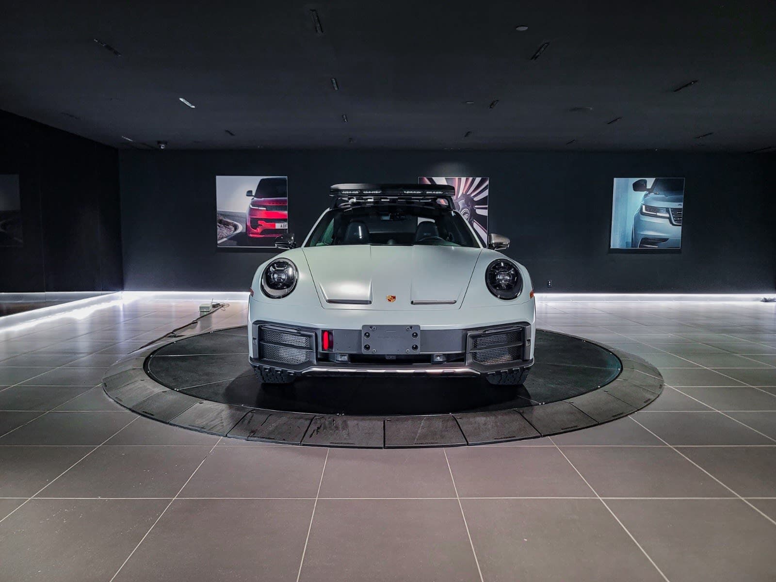 2024 Porsche 911 Dakar