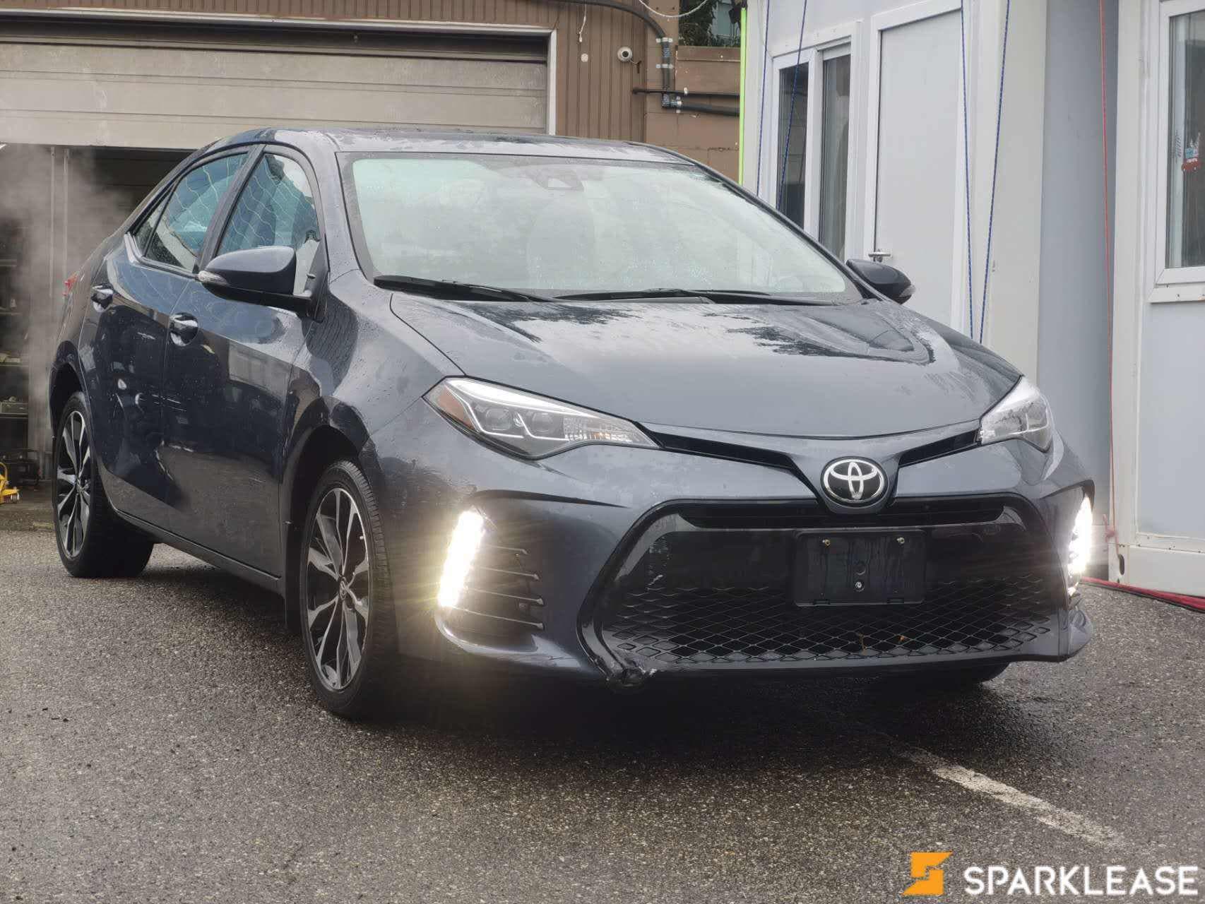 2017 Toyota Corolla 4dr Sdn CVT CE