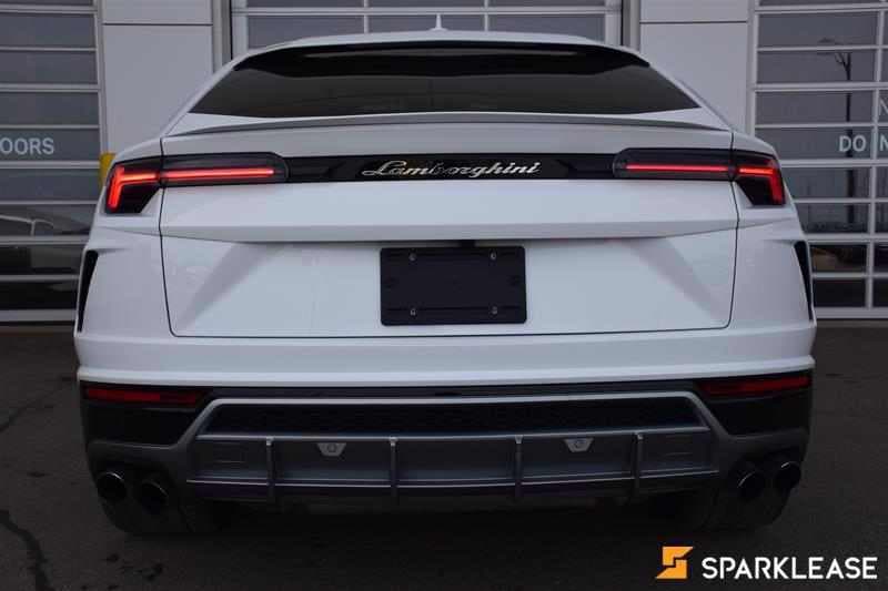 2019 Lamborghini  Urus 