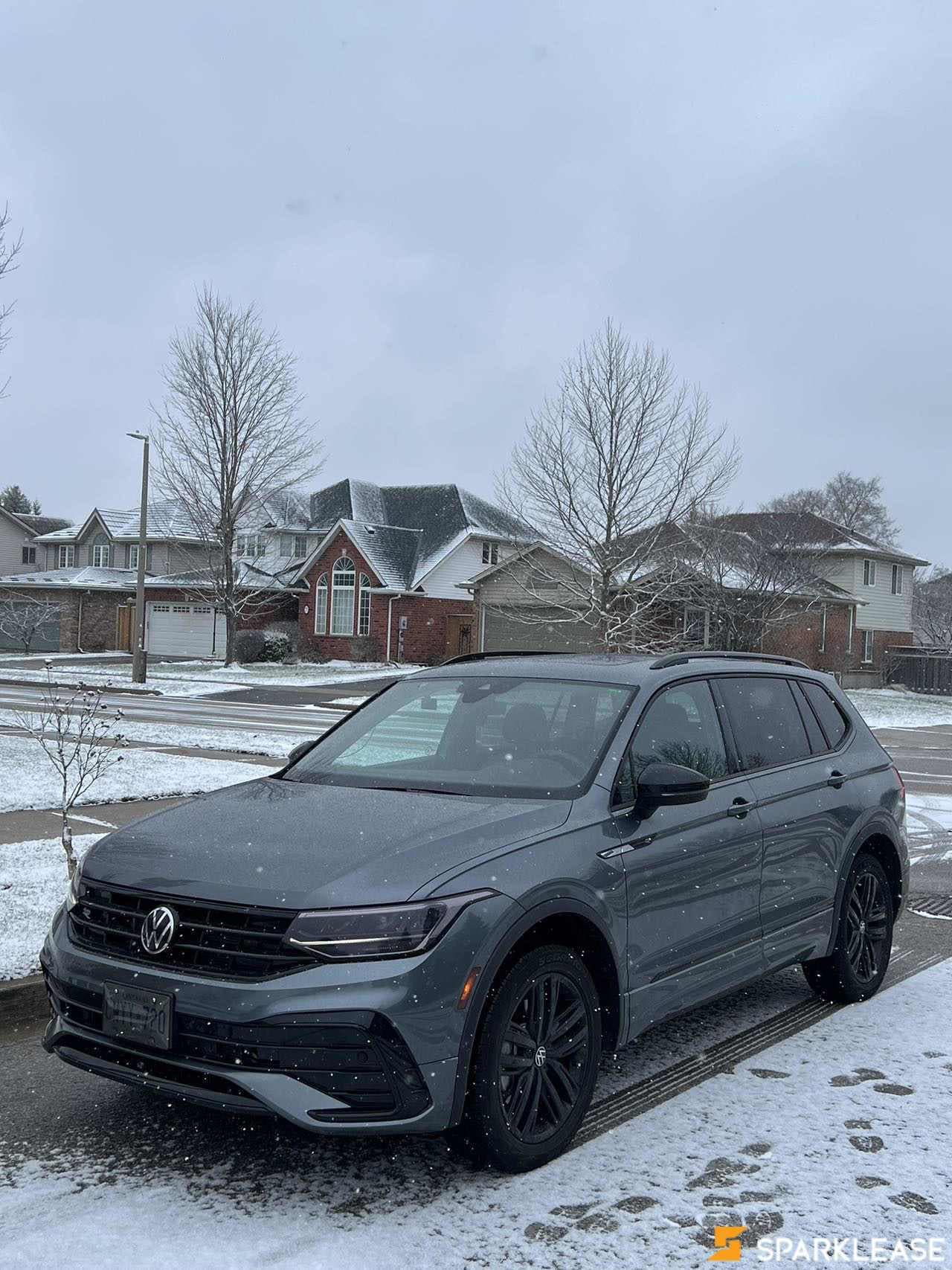 2022 Volkswagen Tiguan Comfortline R-Lin...