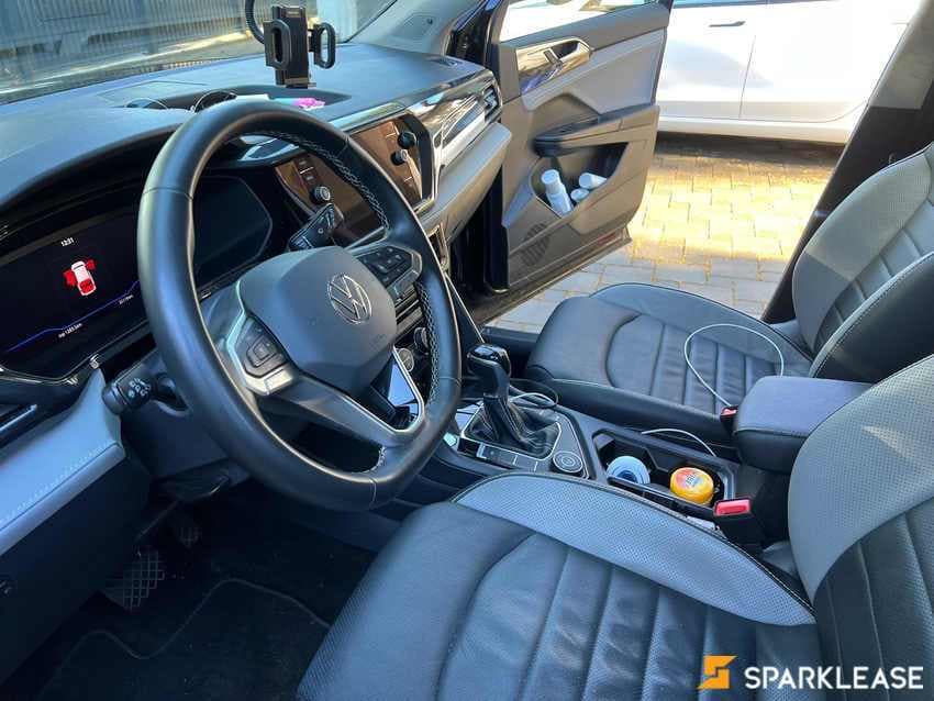 2022 Volkswagen Taos 