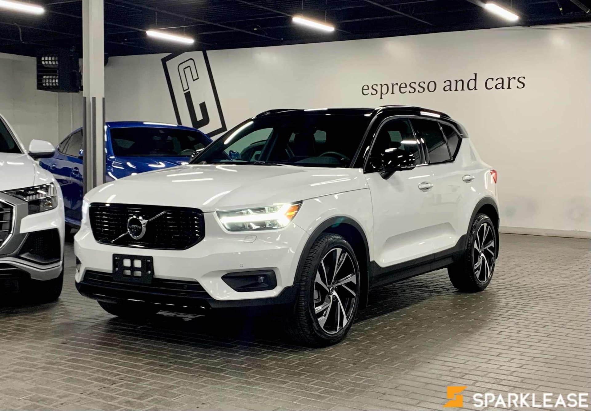 2022 Volvo XC40 T5 AWD R-Design