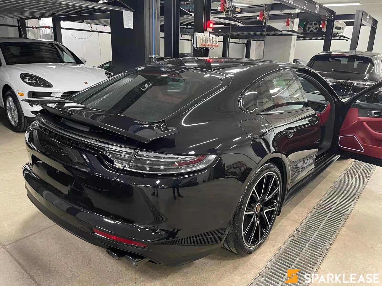 2022 Porsche Panamera GTS AWD