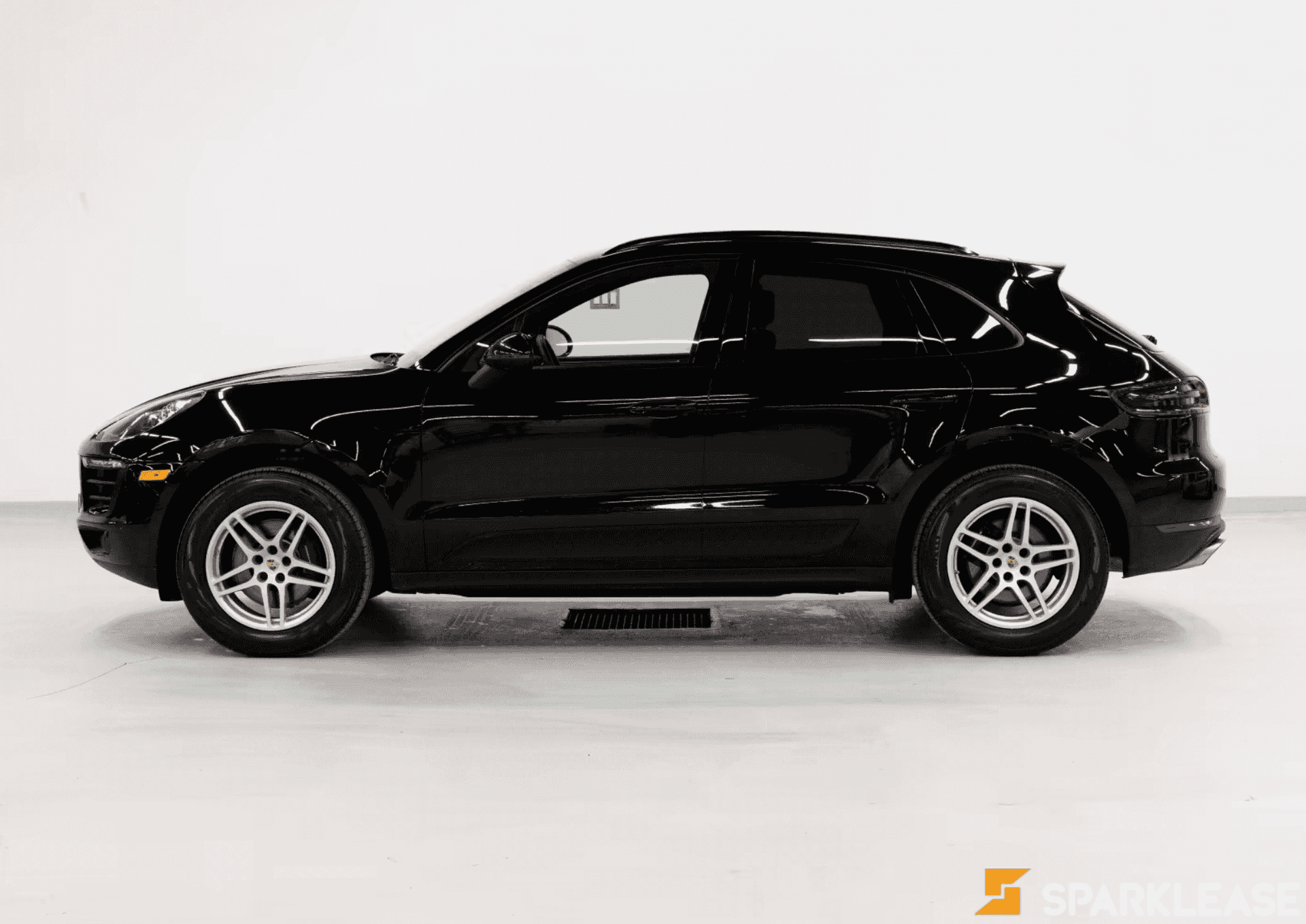 2018 Porsche  Macan  AWD 