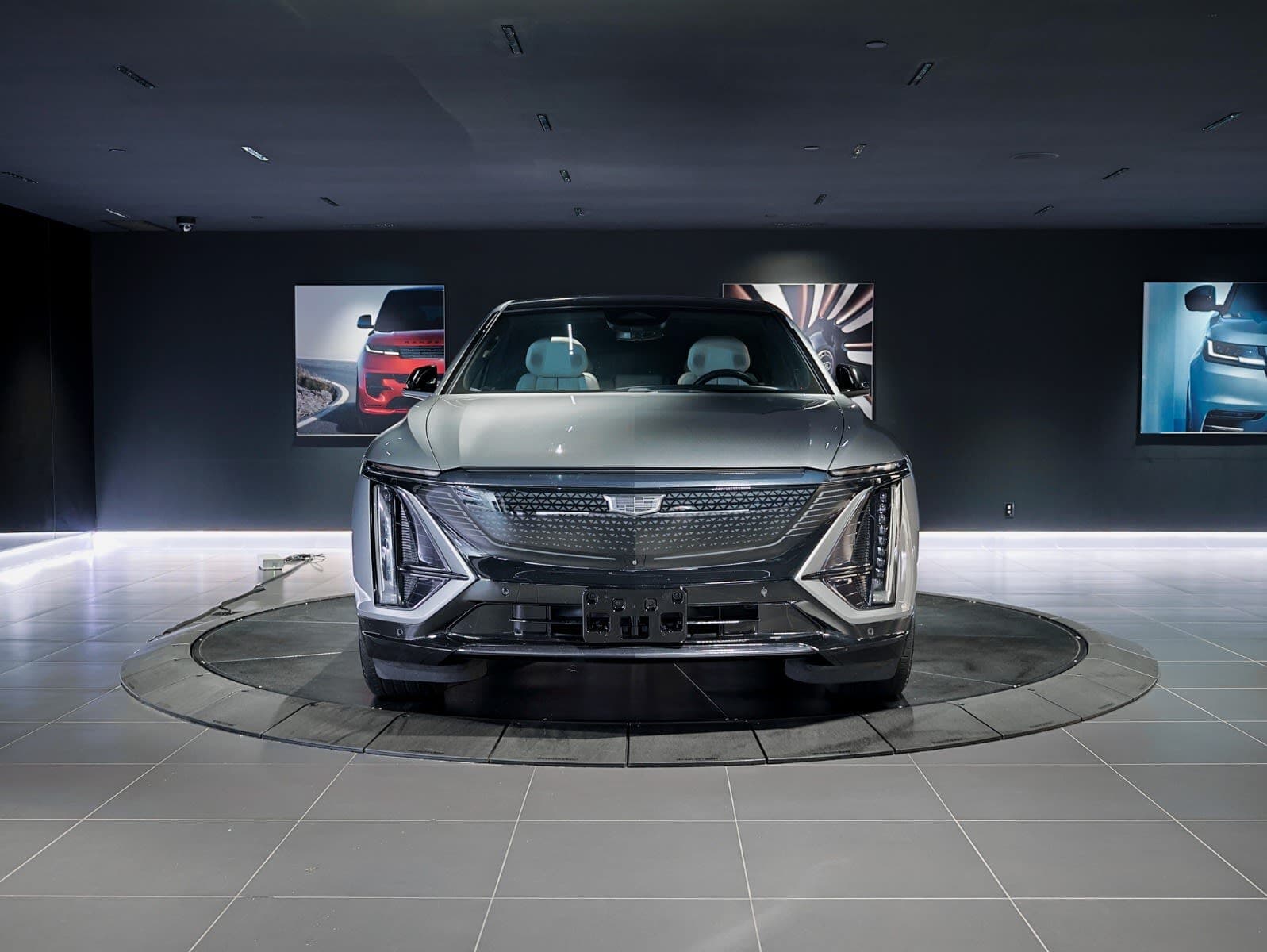 2024 Cadillac LYRIQ Sport
