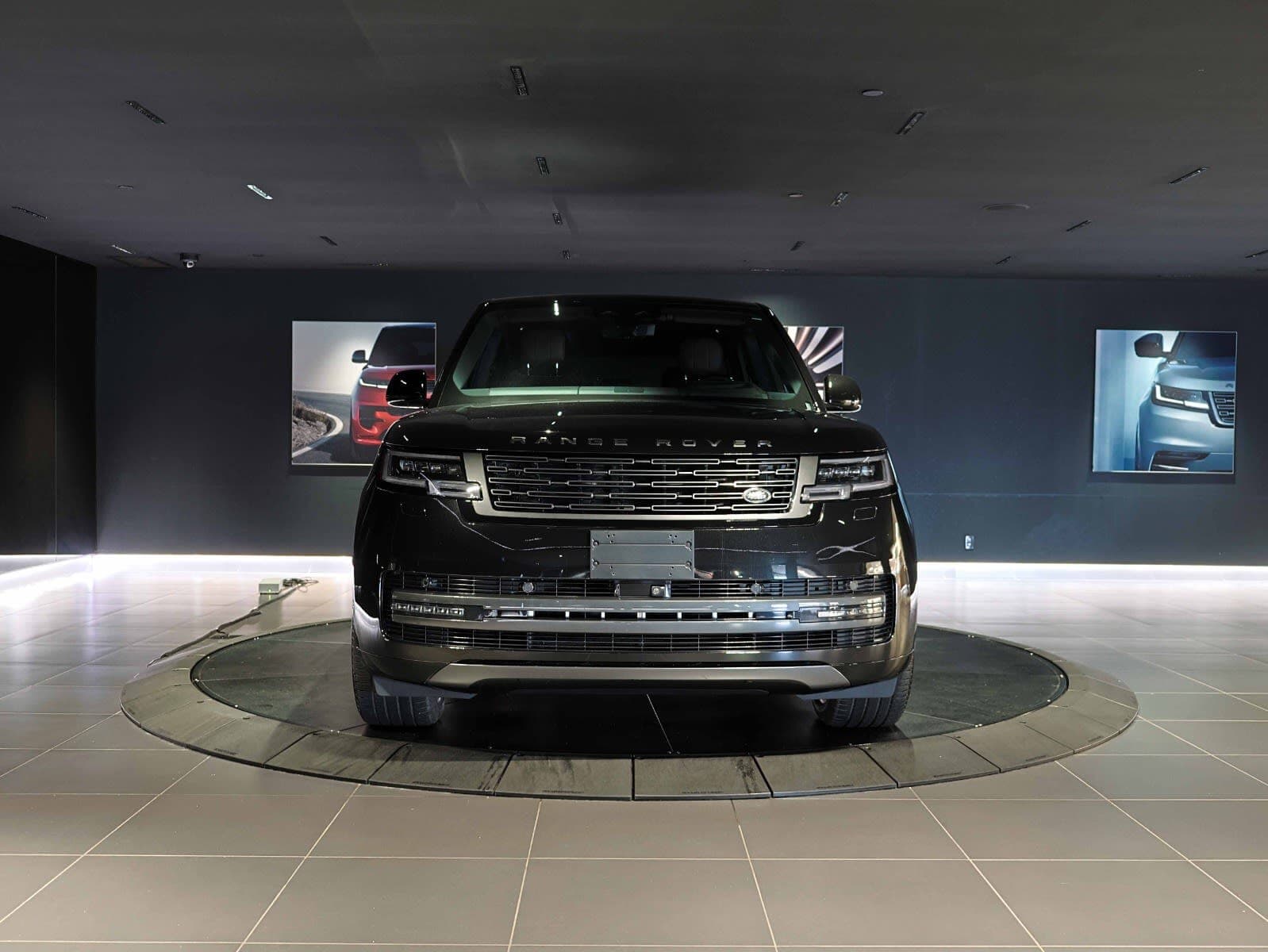 2024 Land Rover Range Rover SE