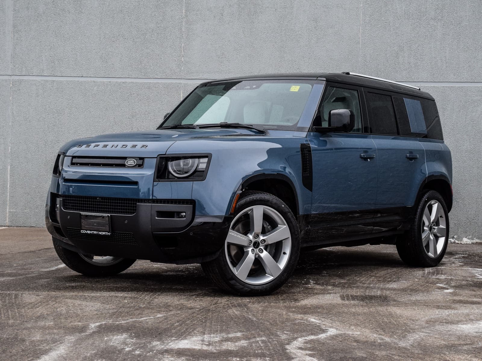 2026 Land Rover Defender 110 X-Dynamic SE